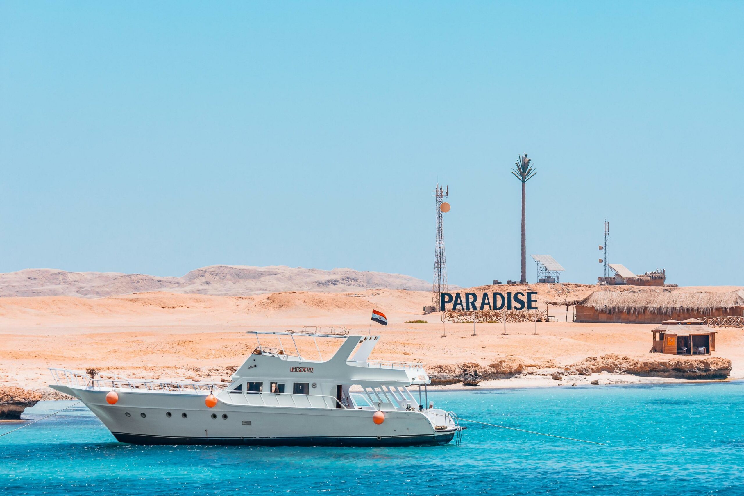 Paradise Island Hurghada Snorkeling Trip